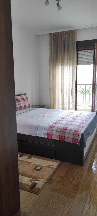 Apartman Tanya Appartement Podgorica Buitenkant foto